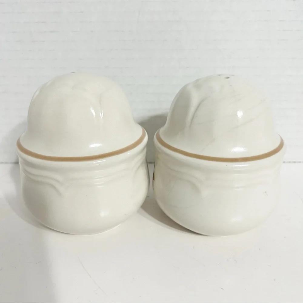 Unbranded vintage stoneware